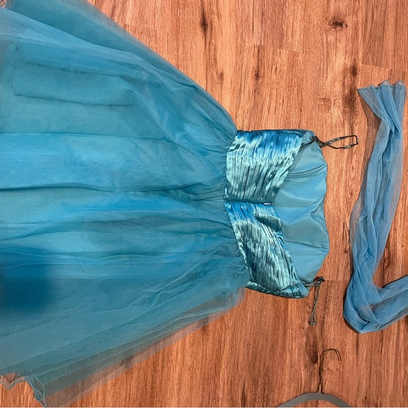 Sexy mini party / prom dress size M  NWT - Picture 2 of 3